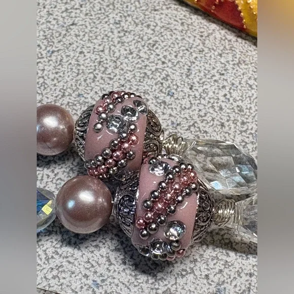 Elegant Silver and Pink Beaded Earrings Indonesian feel - Picture 7 of 7